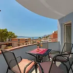 Juric - One-bedroom Baška Voda