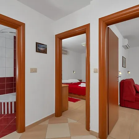 Juric - One-bedroom Apartment